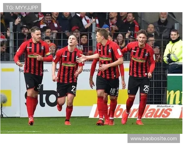 德甲红色主场球衣代表球队盘点